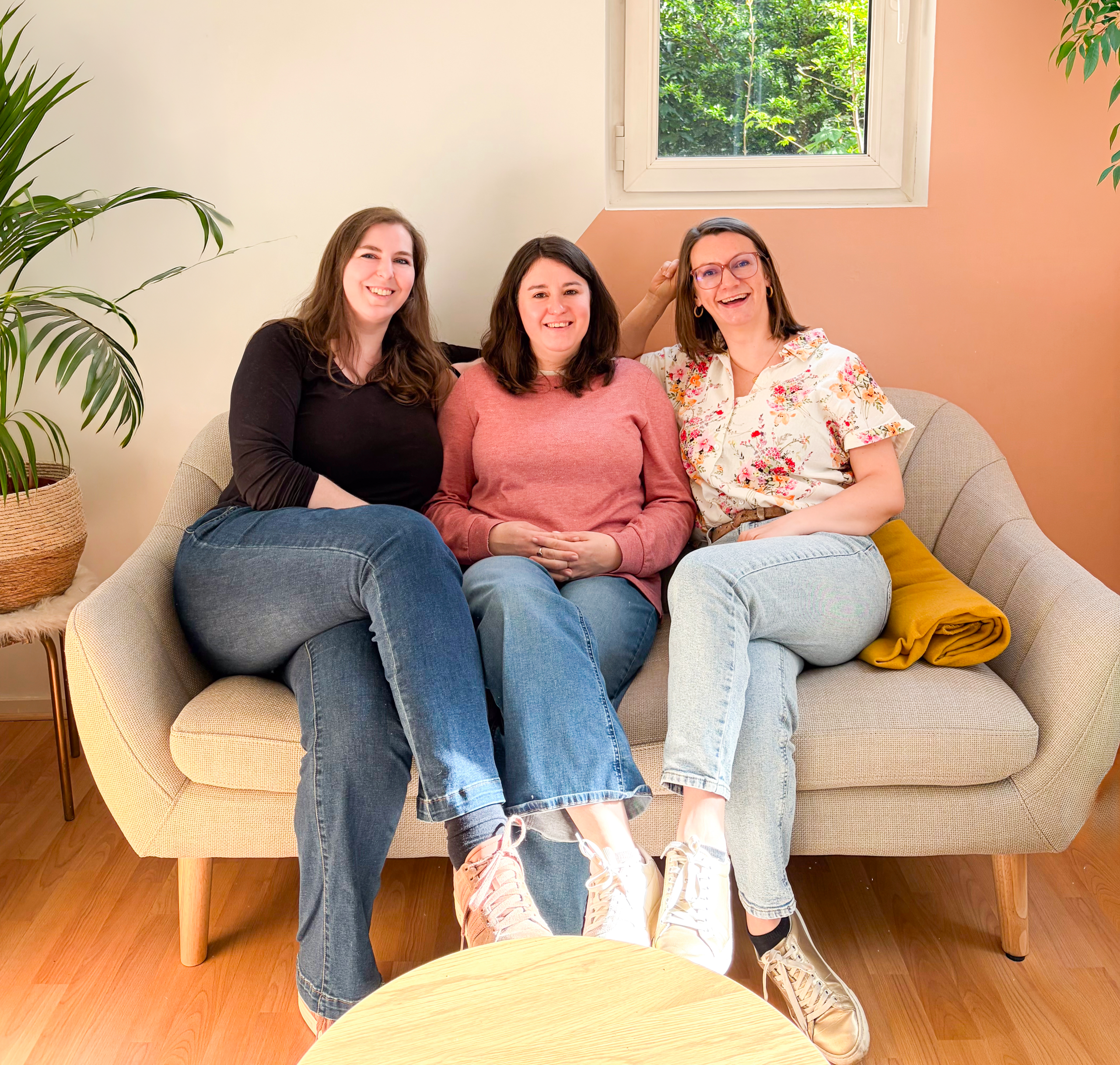 Les 3 fondatrices de Folia Novela